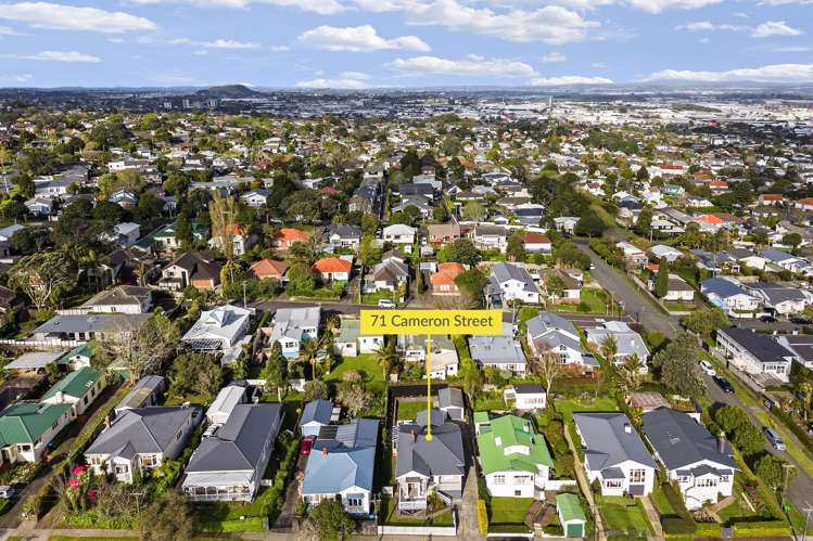 71 Cameron Street Onehunga_17