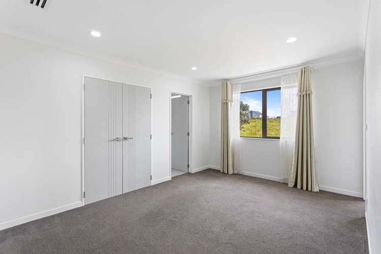 20 Bearing Parade Long Bay_4