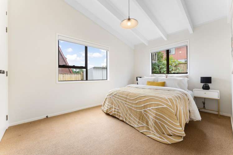 31 Stranolar Drive Mt Roskill_17