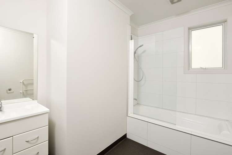 703d New North Road Mount Albert_13