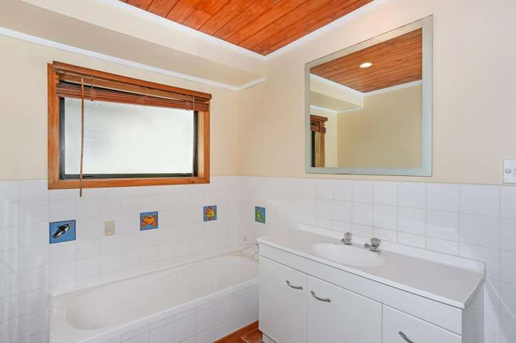 4 Vela Place Clarks Beach_13