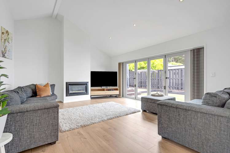 9 Ridge View Crescent Pukekohe_6