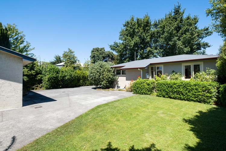 804 Churchill Street Akina_14