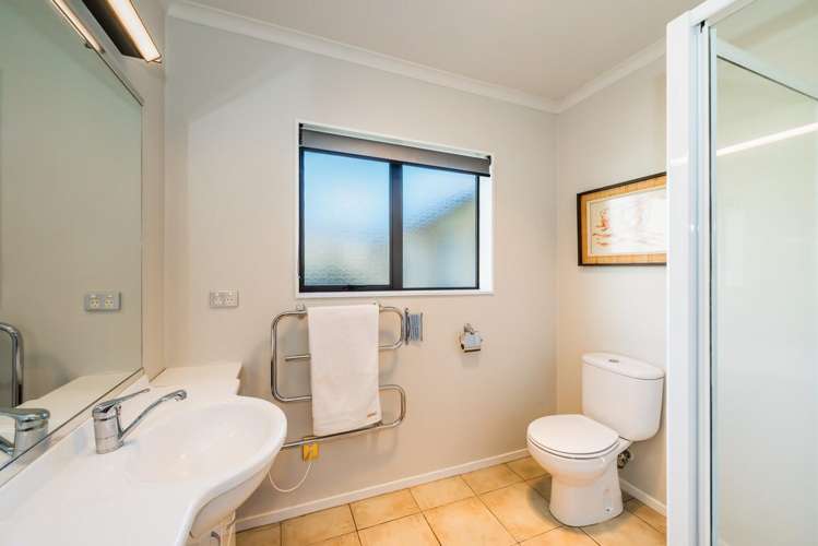 153 Milne Drive Paraparaumu_18
