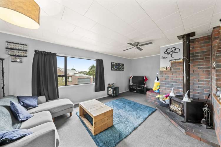 19 Rukumoana Place Clendon Park_1