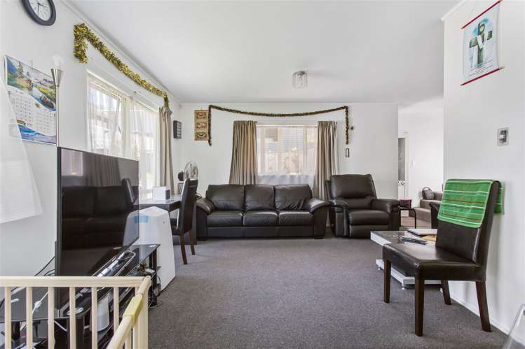 28 Forest Hill Road Henderson_9