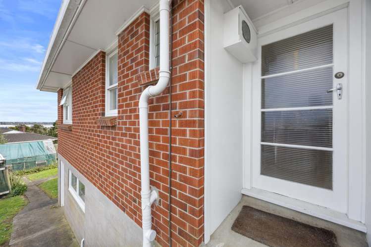 44 Ellesmere Crescent Pakuranga Heights_19