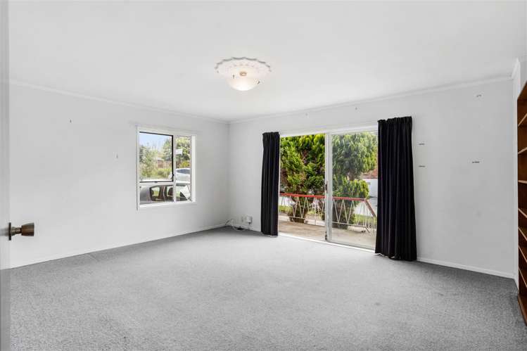 2/48 Jutland Road Hauraki_5