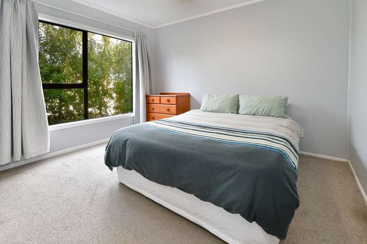 956 Whangaparaoa Road Manly_13