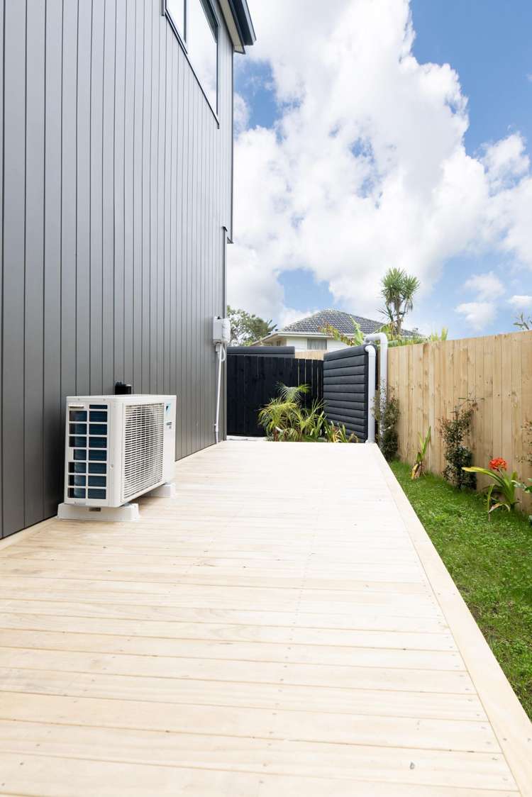 12E Karo Place Glendene_24