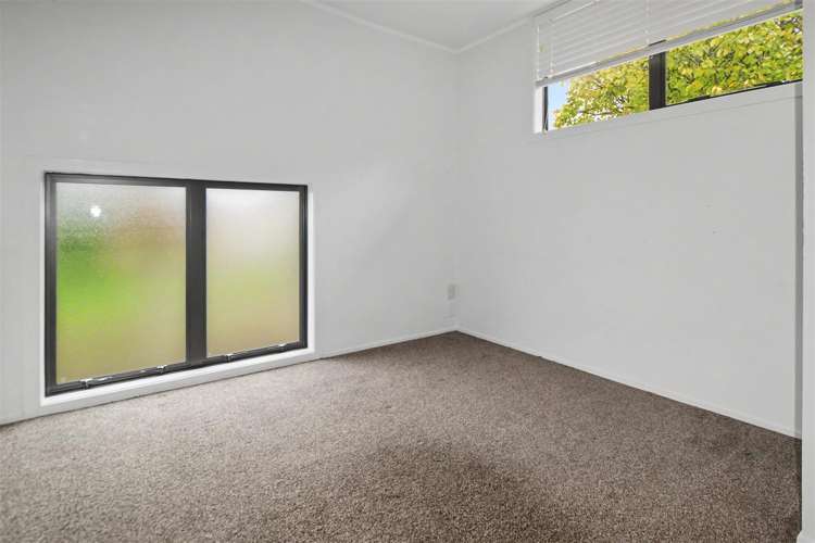 24A/30 Westward Ho Road Glen Eden_8