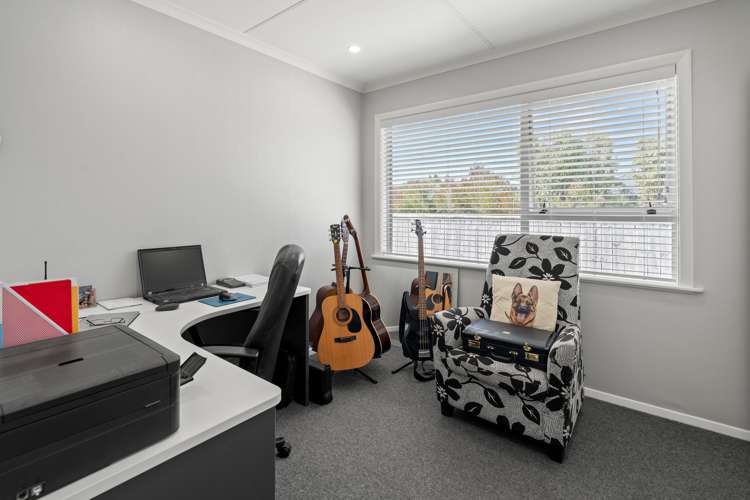 98 Solway Crescent Solway_21