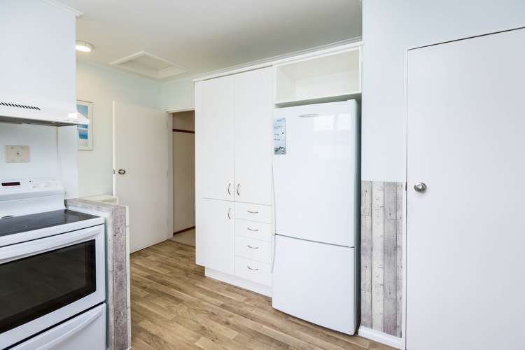 108 California Drive Totara Park_7