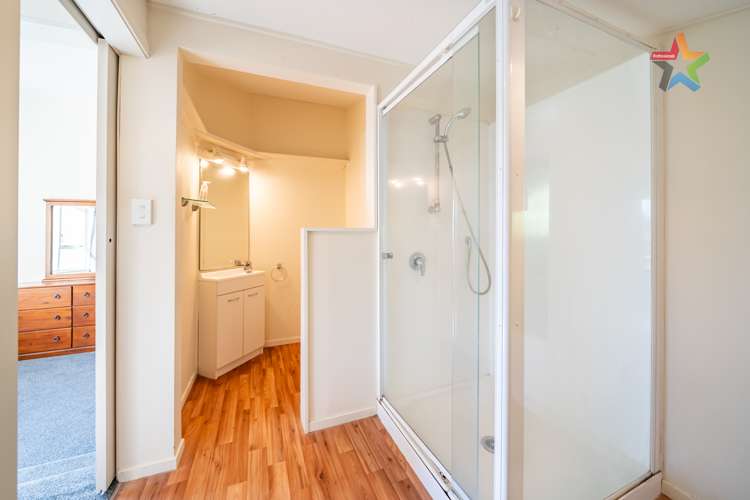 10 Crawford Grove Naenae_16