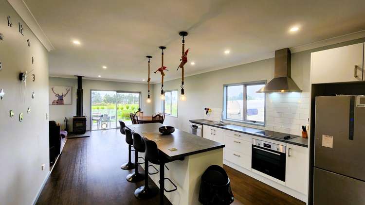 70 Peters Road Kaimiro_7