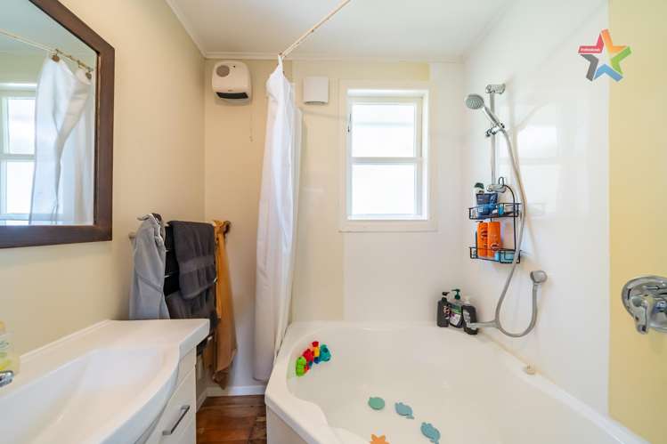 64 Pekanga Road Normandale_10