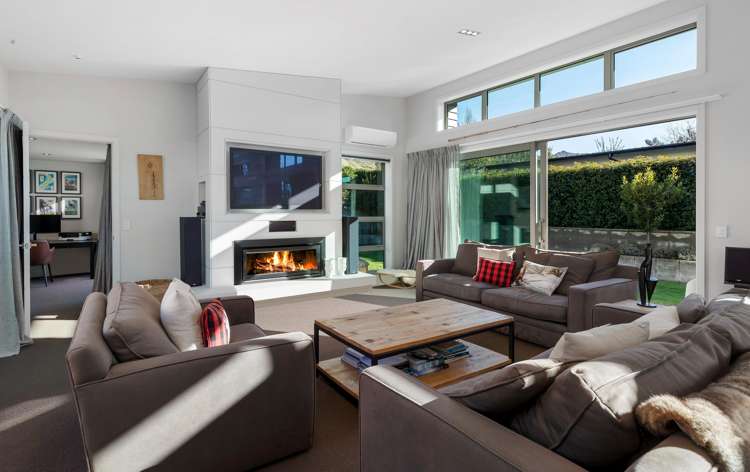 44 Kelliher Drive Wanaka_3