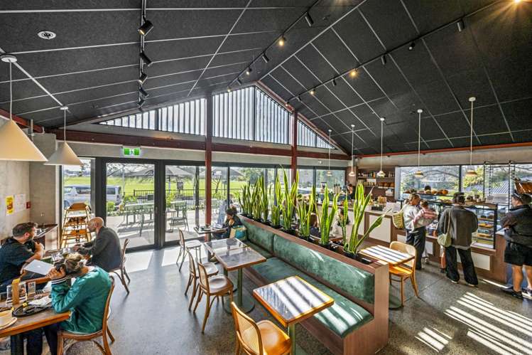 460 West Coast Road Glen Eden_5