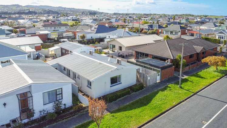 35 Dalgety Street Saint Kilda_14