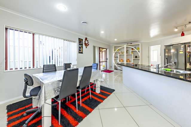 62 Robert Ross Place Clendon Park_3