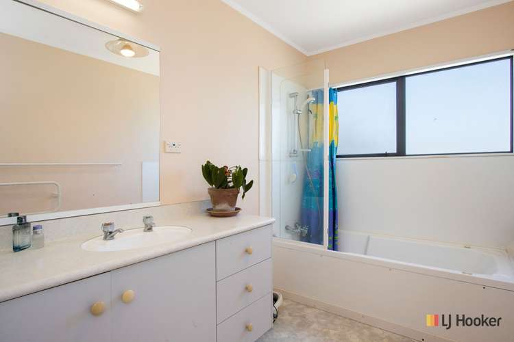 74 Dillon Street Waihi Beach_15