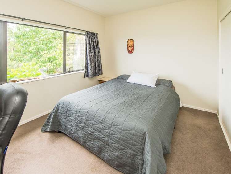 20 Lithgow Drive Otamatea_20