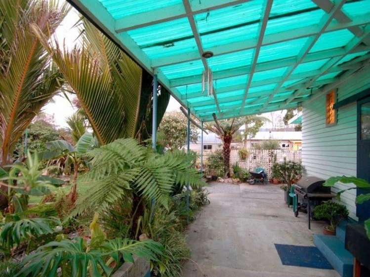 1 Waverley Street Karamea_16