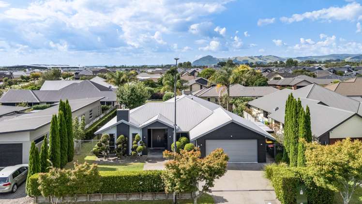 27 Norfolk Drive Cambridge_23