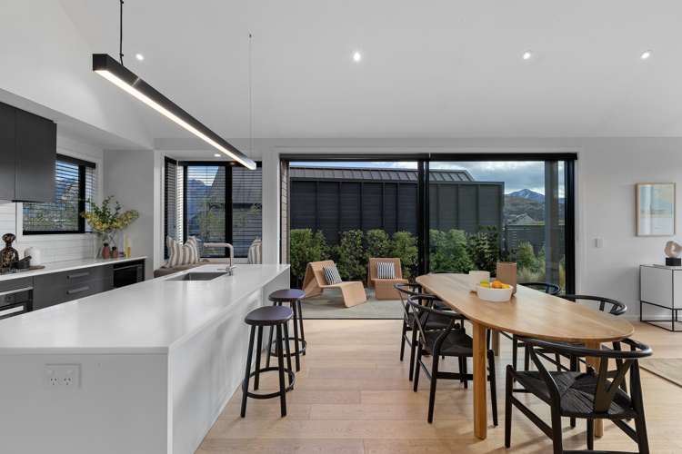 11 Kotuku Lane Jacks Point_5