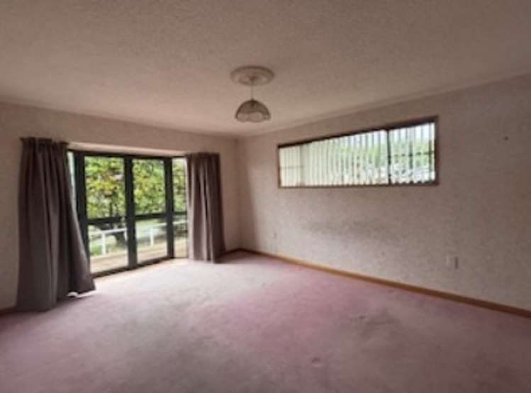 15 Lark Street 11441_4