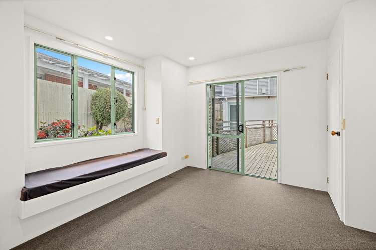 17 Helvetia Drive Browns Bay_22