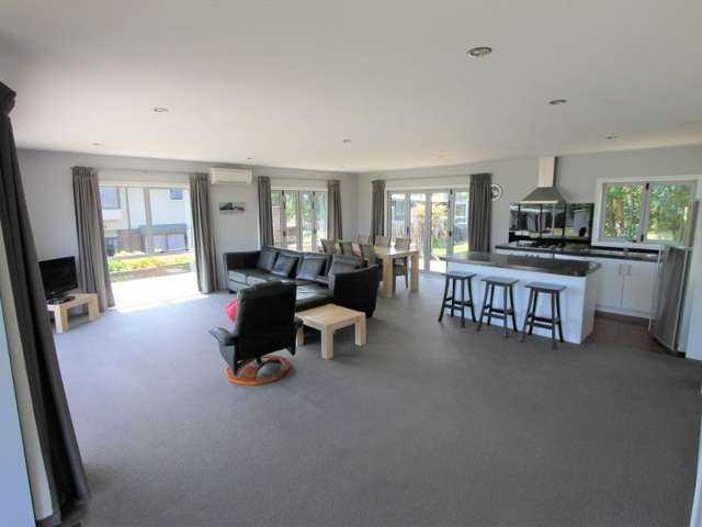 4 Stanley Street Wharewaka_2