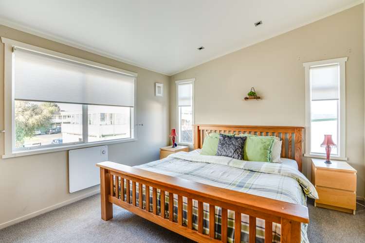 92a Wharf Road Clarks Beach_13