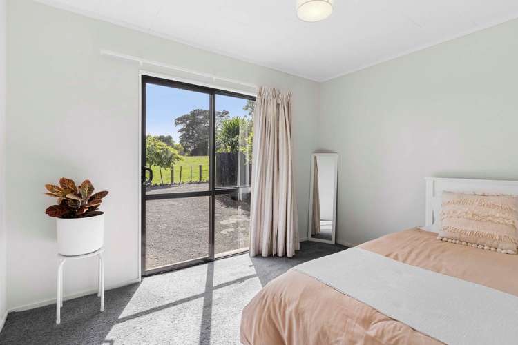 44a Wharf Road Clarks Beach_18