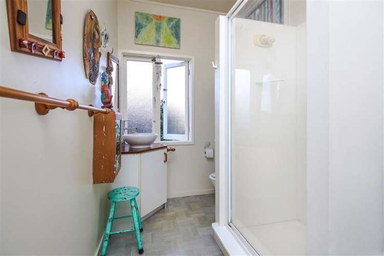 13 Islington Avenue New Lynn_5