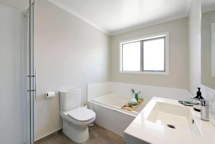 15 Berryfield Drive Richmond_33