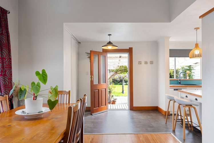 7 Parau Street Kaiti_24