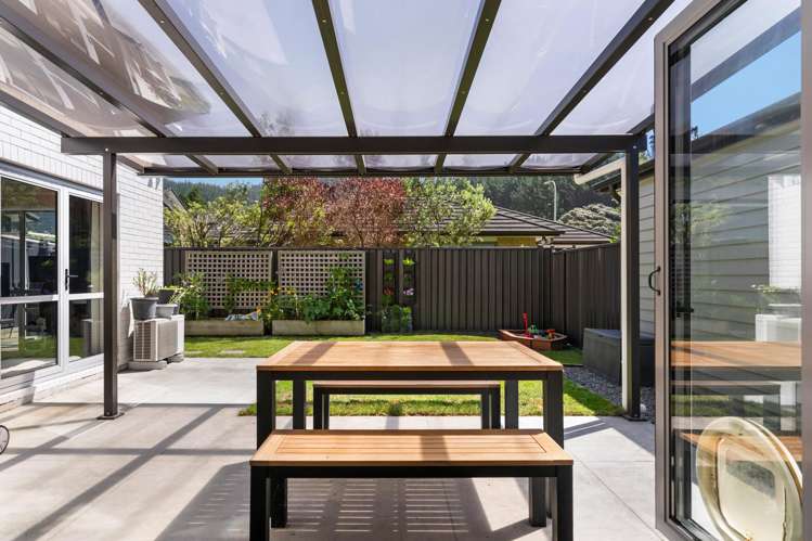 1 Chalfont Road Silverstream_20