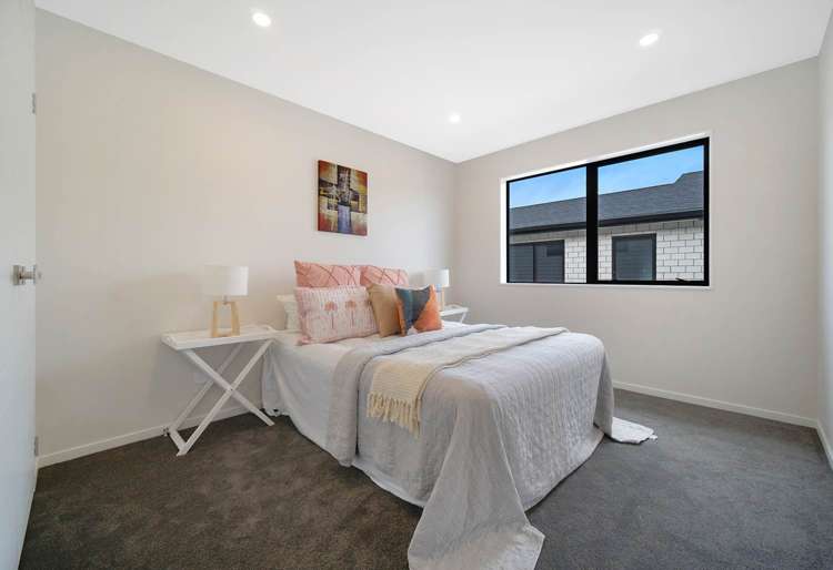 43 McQuoids Road Flat Bush_24