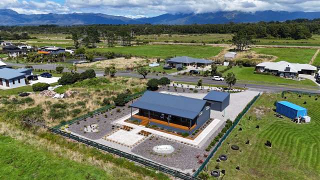 22 Elley Drive Carters Beach_2