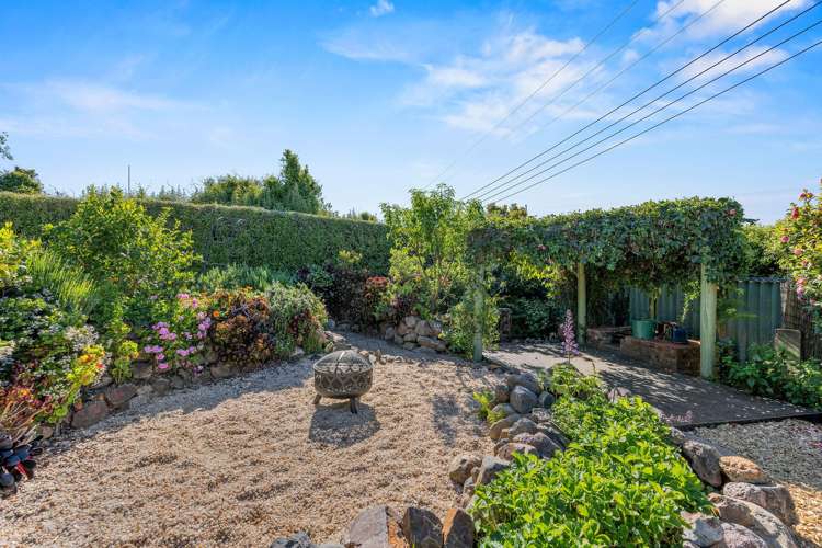 126 Marine Drive Diamond Harbour_24