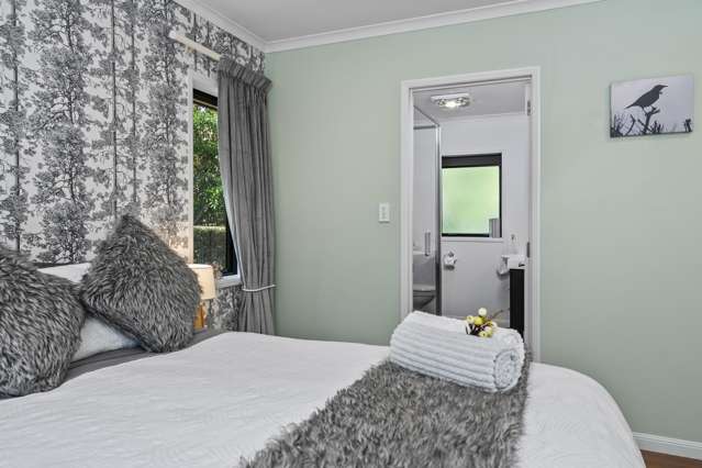 61 Contour Avenue Pyes Pa_2