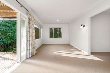 25 Comries Road_3