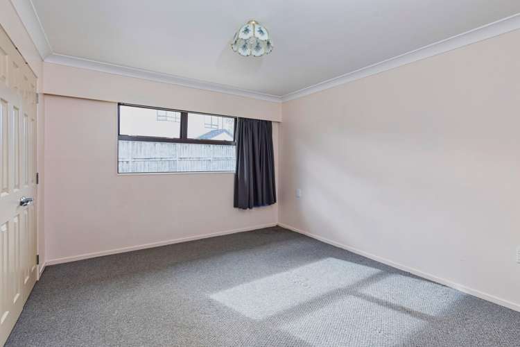 256 Te Atatu Road Te Atatu South_24