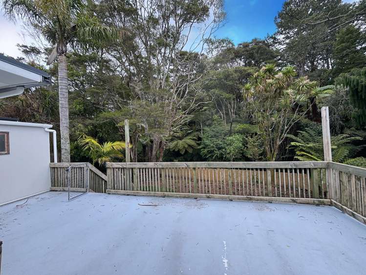 7 Willowbrook Place Titirangi_16