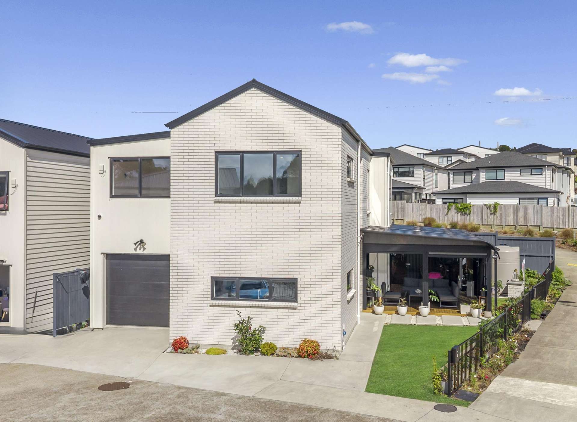 23 Tannaghmore Drive Flat Bush_0