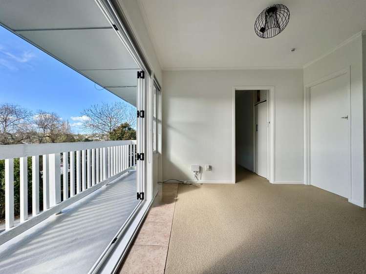 2/6 Hobday Place Meadowbank_6