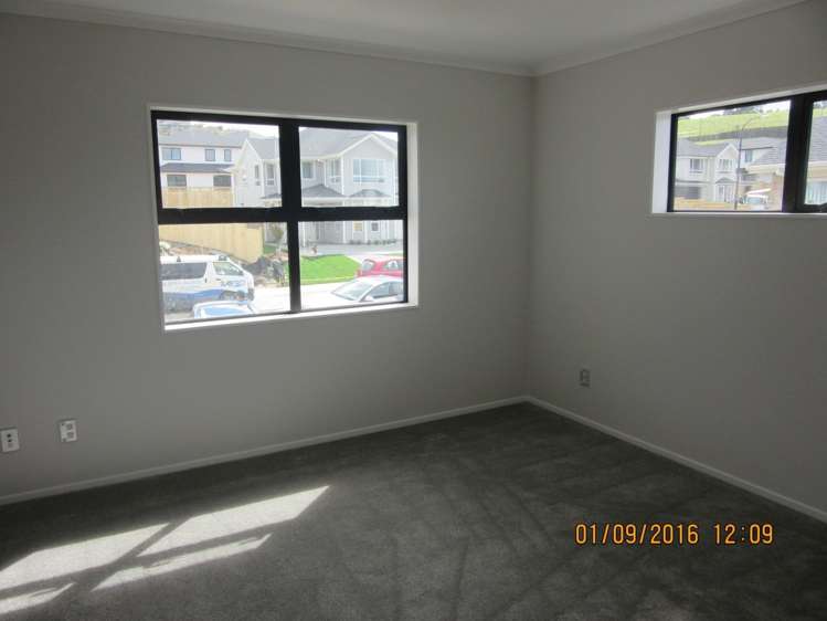 10 Ascension Crescent Orewa_11