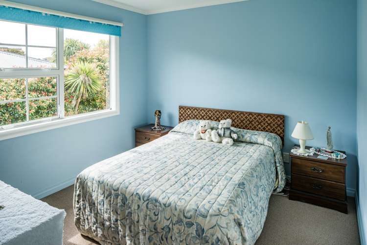 15 Te Puia Drive Aotea_17