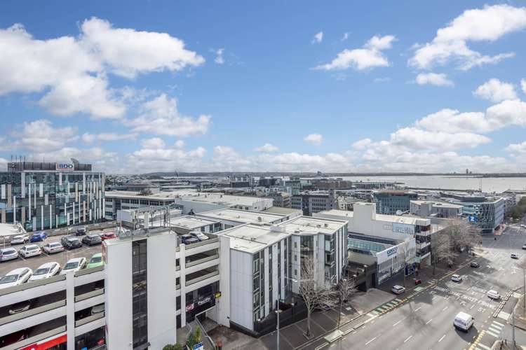 702/17 Vogel Lane Auckland Central_9